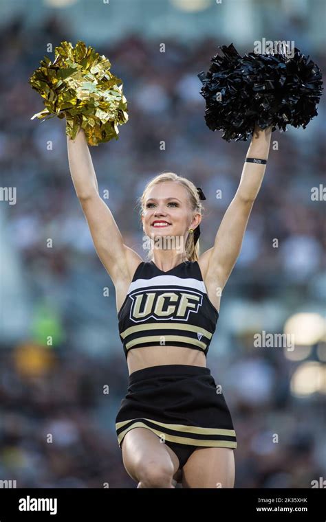 How do you become a UCF cheerleader